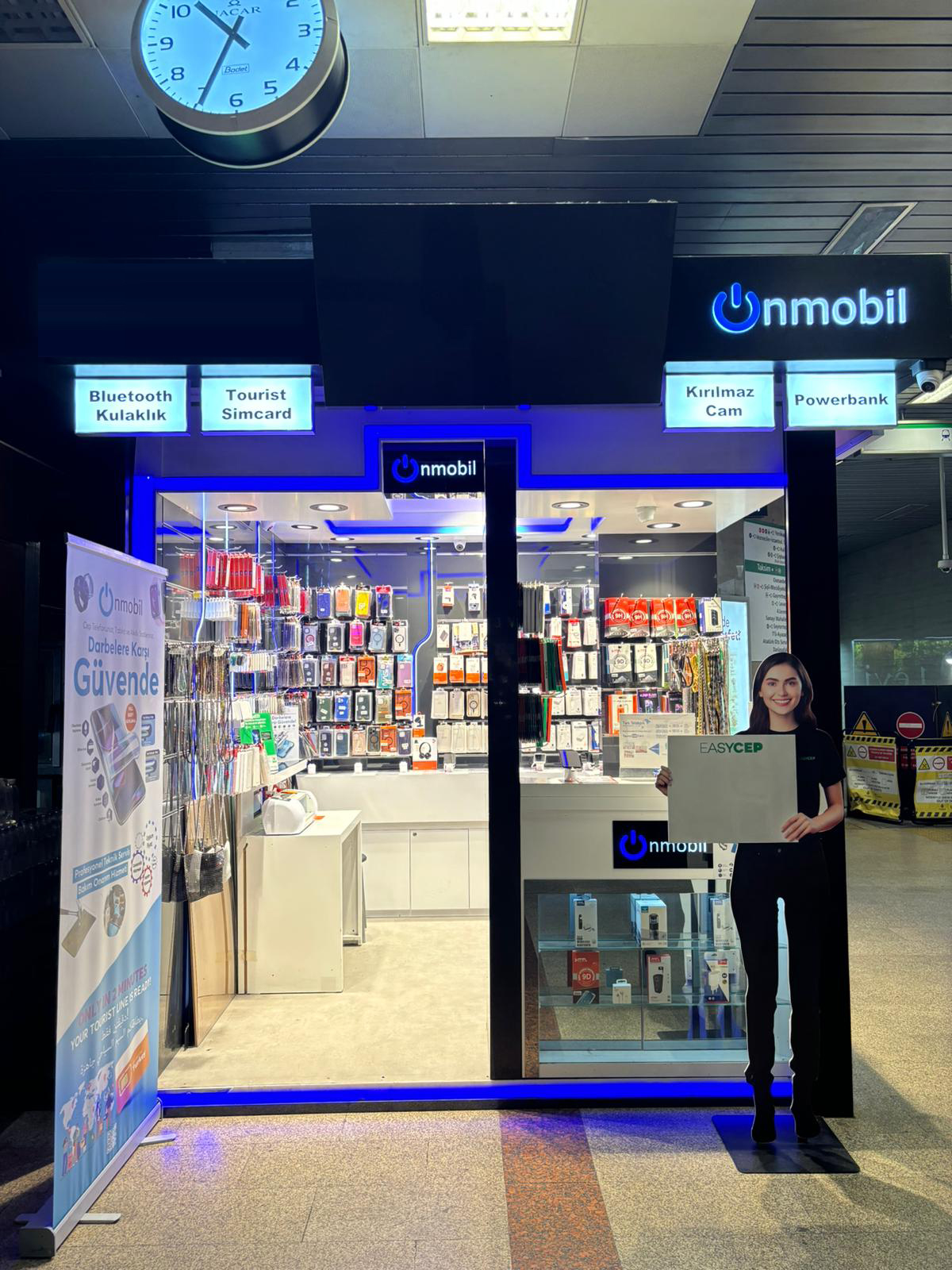 Taksim Metro İstasyonu Mağaza